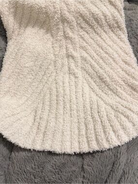 Cozy Cream Ribbed Dog Sweater (L)